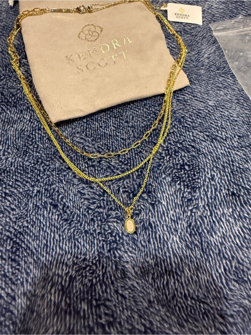 Kendra Scott Gold Mini Elisa Triple Strand NWT - Picture 2 of 4